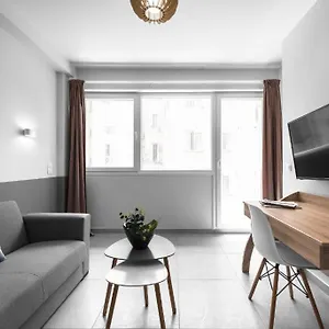 big-apple-7-nilie-hospitality-mgmt.hotels-of-thessaloniki.com/